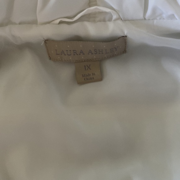 Laura Ashley 1X White Vest - Picture 4 of 6
